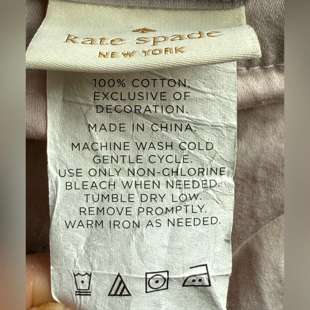 Kate spade king duvet cover and pillow shams 4-pieces has small stains